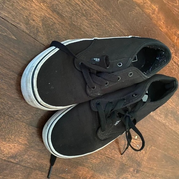 Two pairs Vans sneakers size 4.5 Youth black grey - Picture 7 of 8